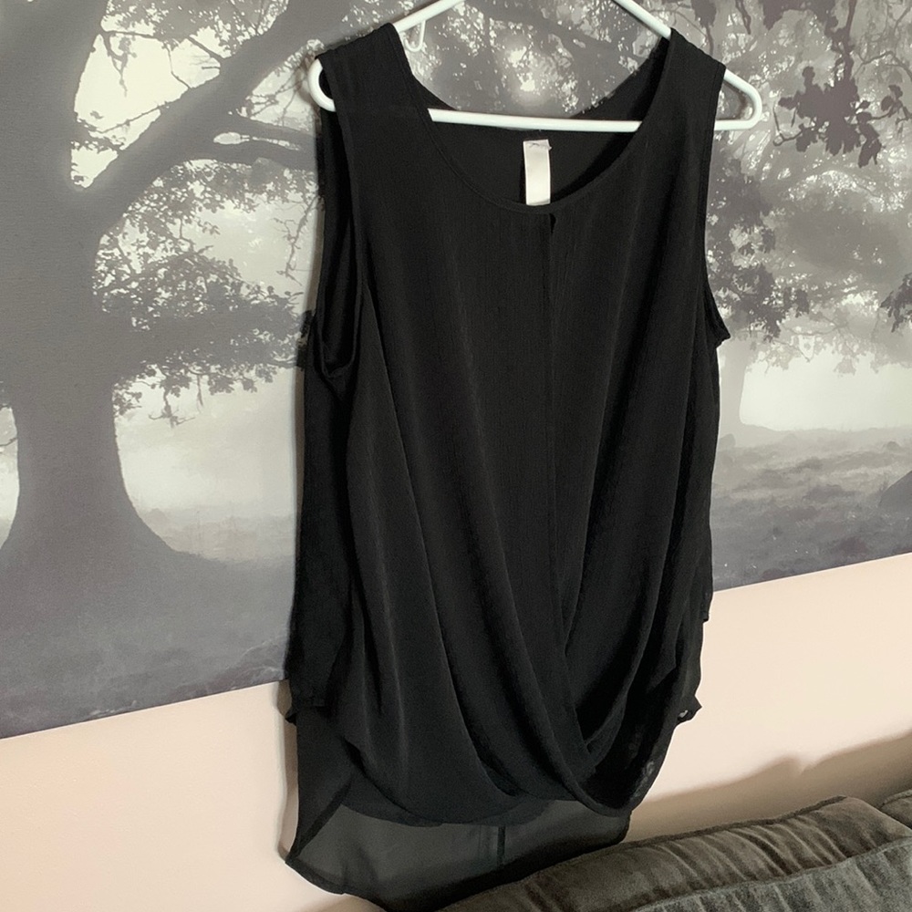 Elegant Black Sleeveless Top
